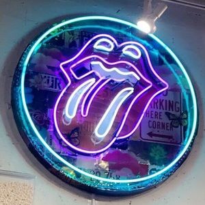 Meet your Posher, Mai